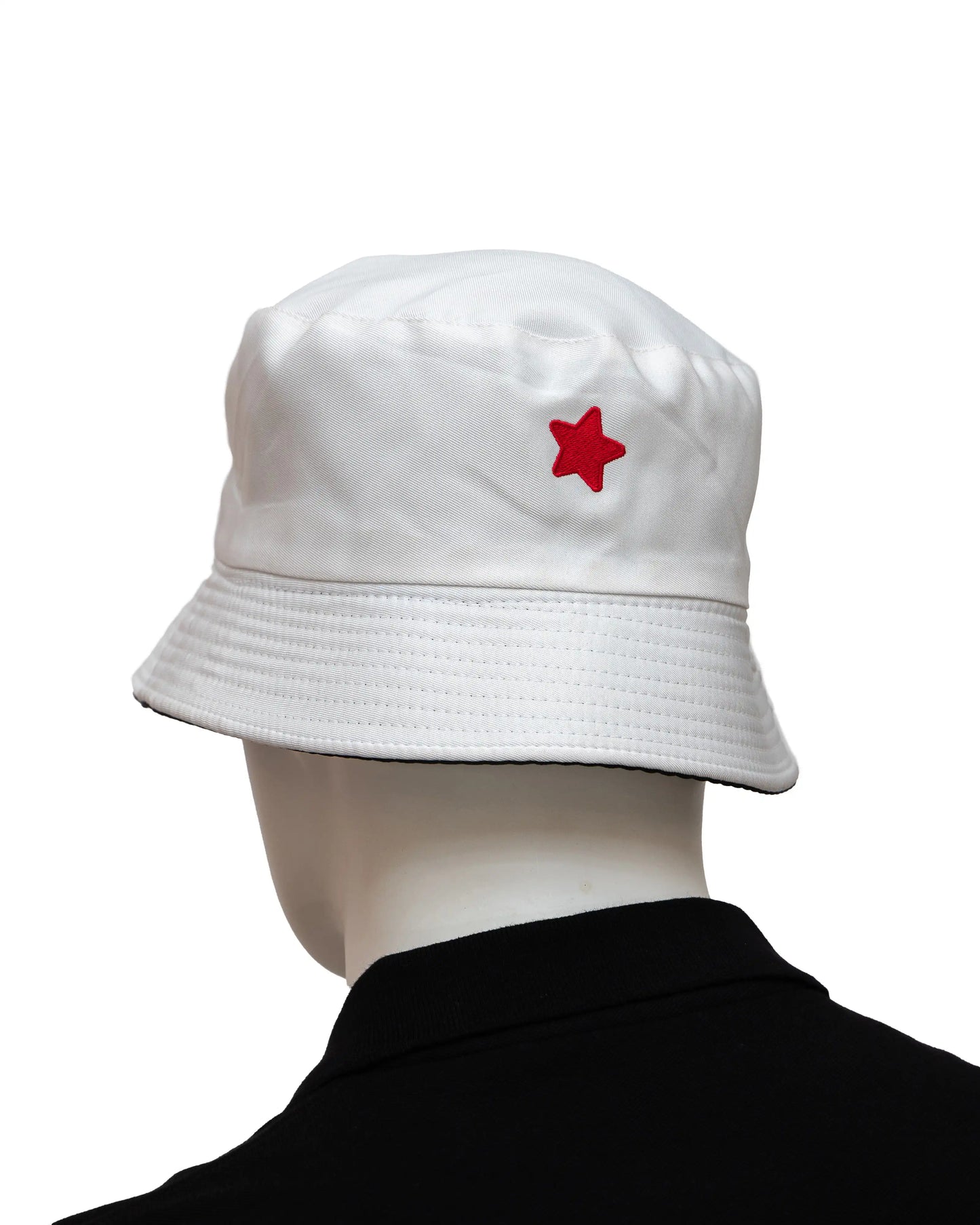 WHITE BUCKET HAT